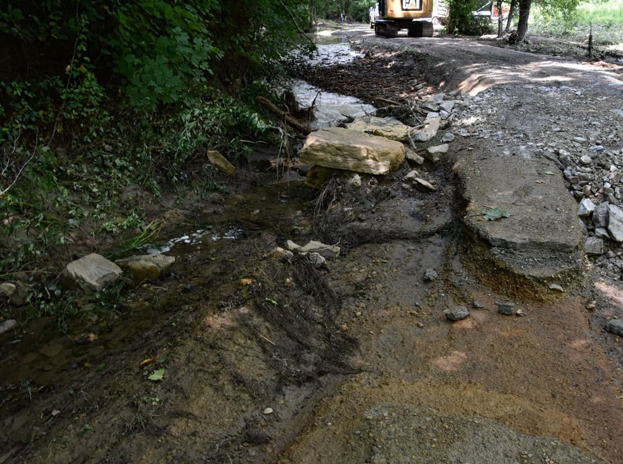 STINKING CREEK CWH_2013_InPixio Large